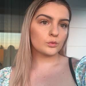 Meet your Posher, Lilly